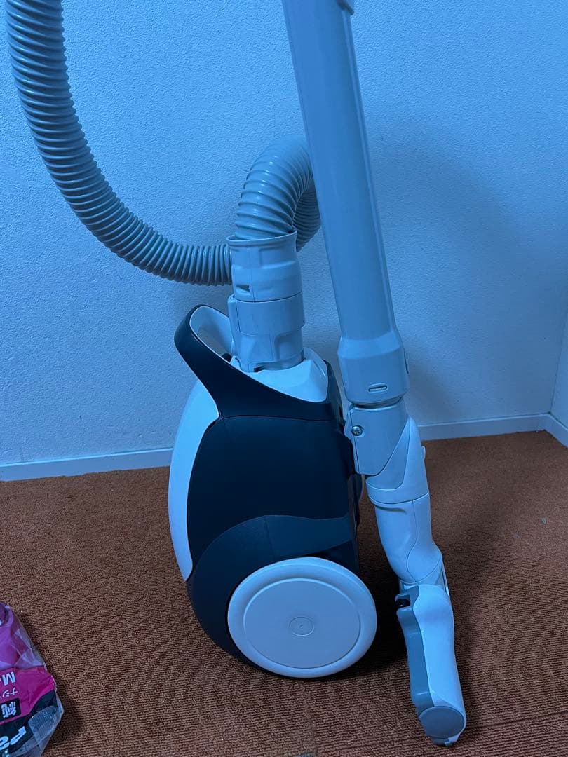 Panasonic 2019年製 紙パック式掃除機 Panasonic