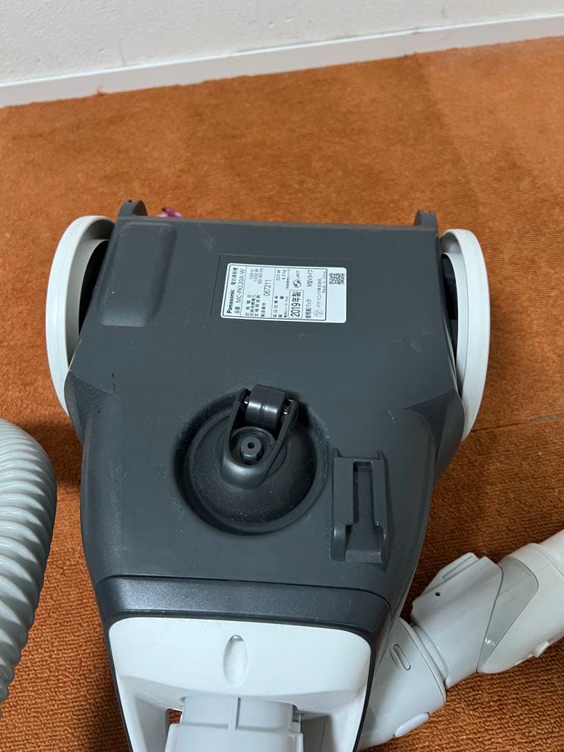 Panasonic 2019年製 紙パック式掃除機 Panasonic