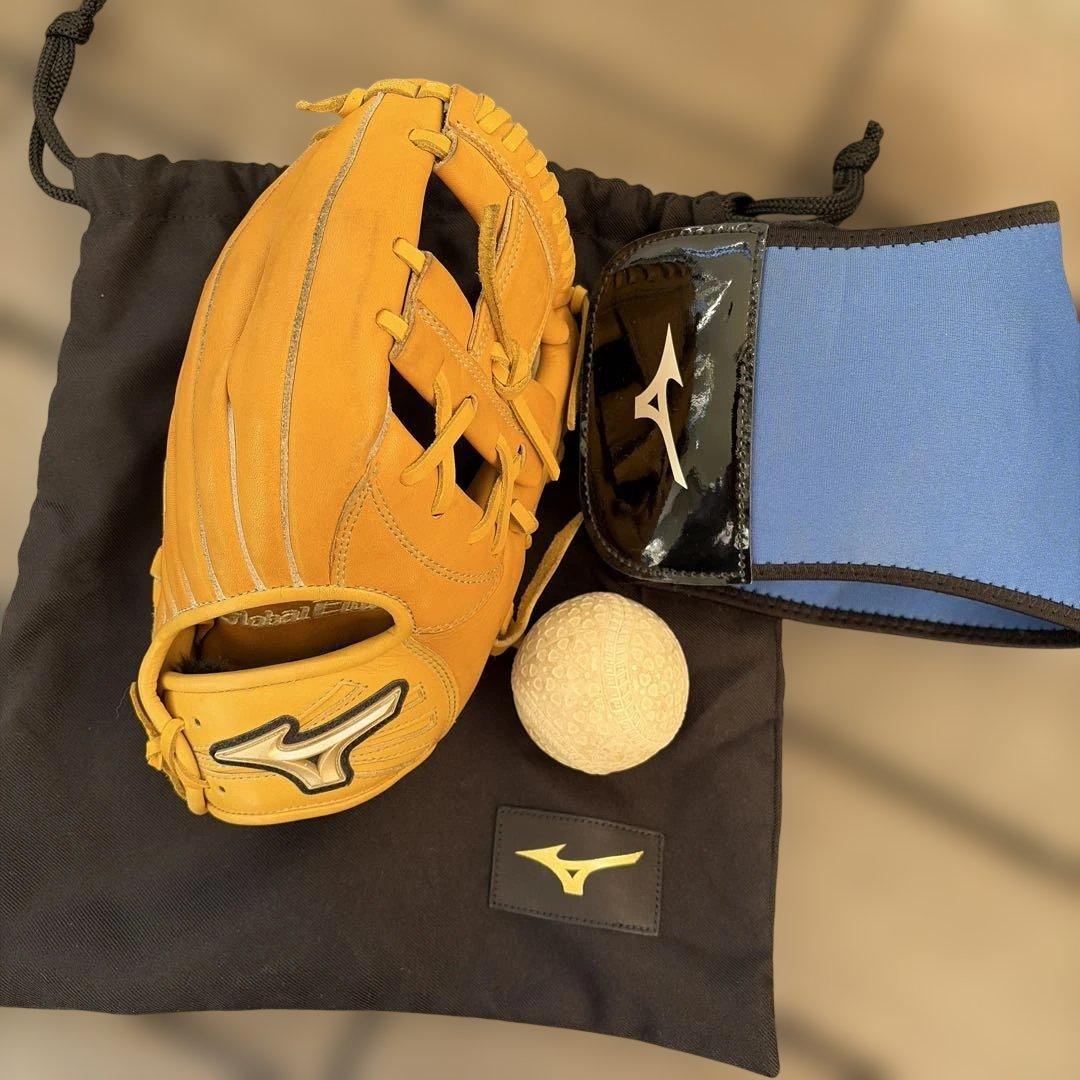 Mizuno Global Elite RG 少年軟式グローブ イエロー