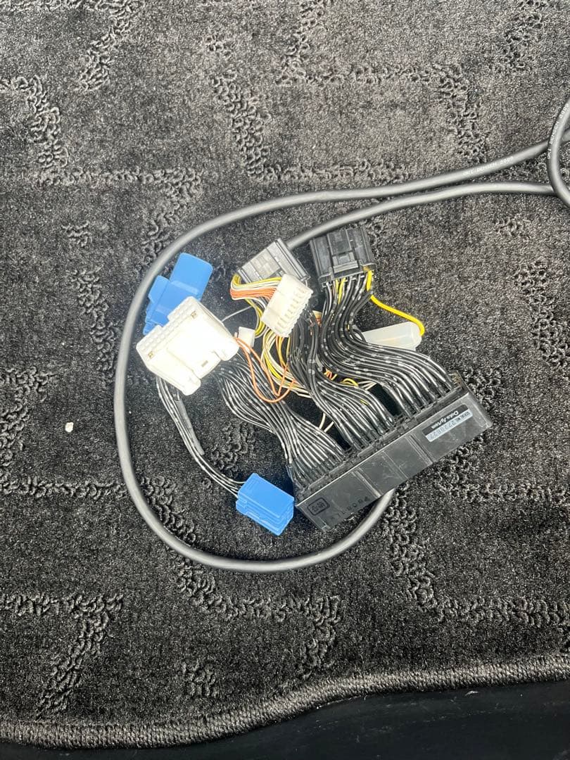 エアサスコントローラー　ASC680