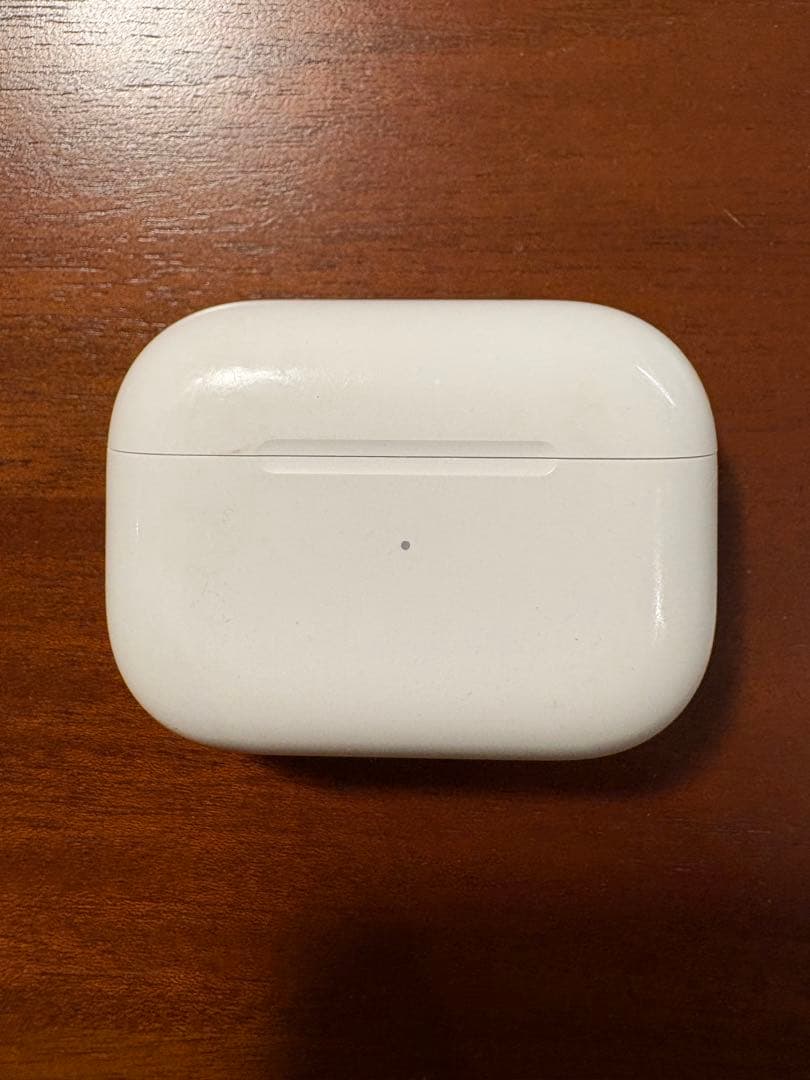 airpods pro第2世代 本体 ホワイト Lightning充電ケース付