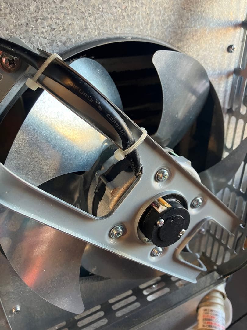 美品 2019年式 コロナFF式温風暖房機 木造11畳コンクリート18畳