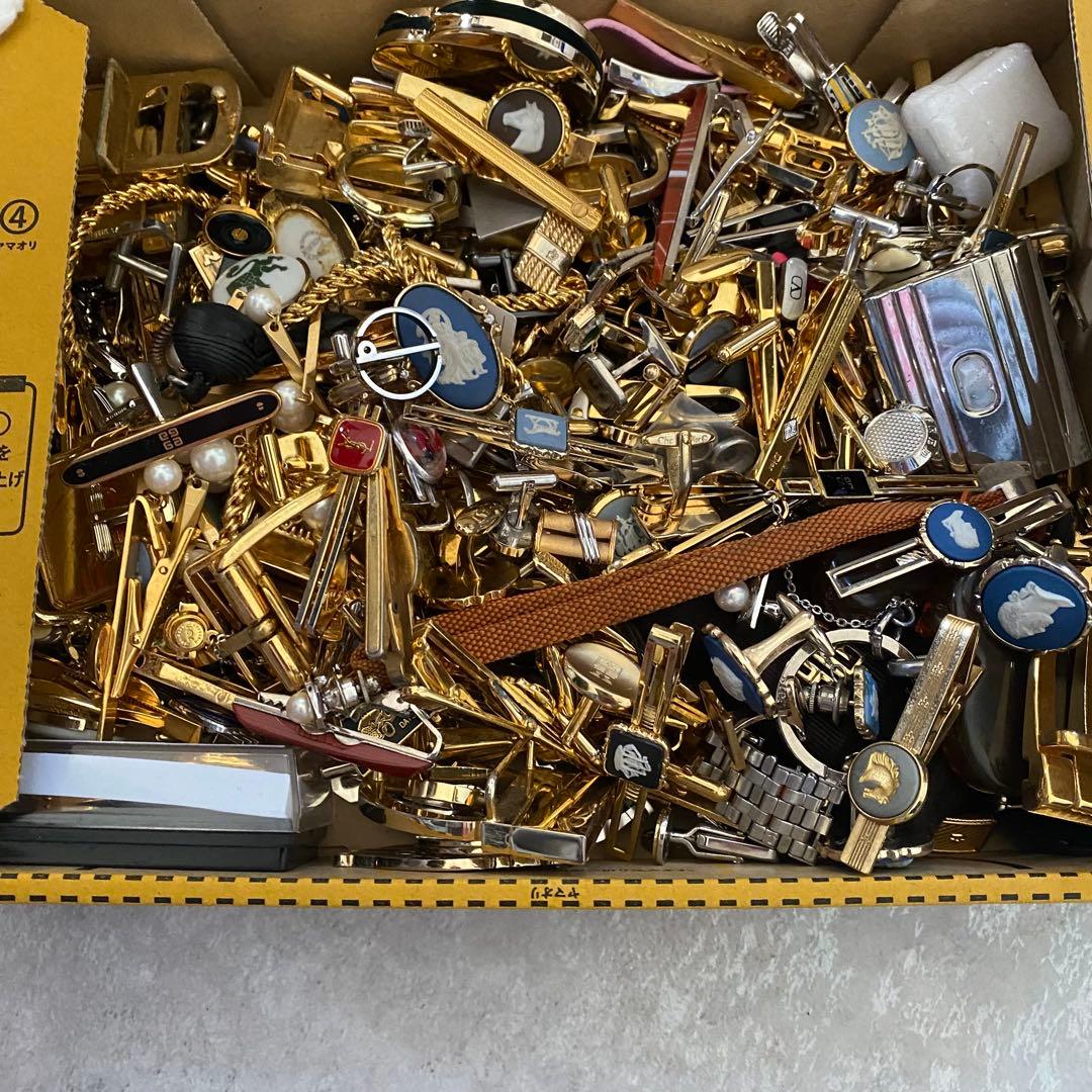 ジャンク カフス　タイピン キーホールダー 金属 まとめ売り セット 大量