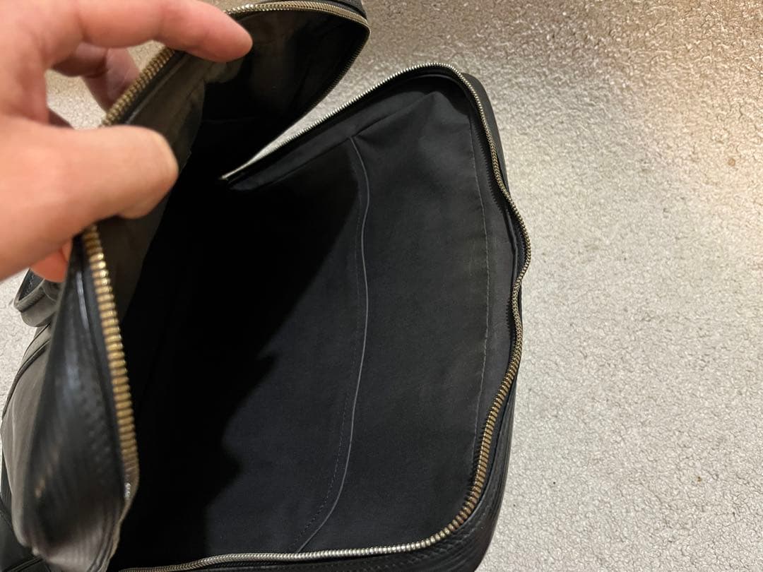 ルイヴィトン エピ ヴィヴィエンヌMM ビジネスバッグ ノワール 　M59122