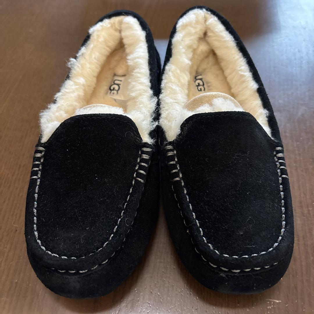 UGG ブラック モカシン シープスキン