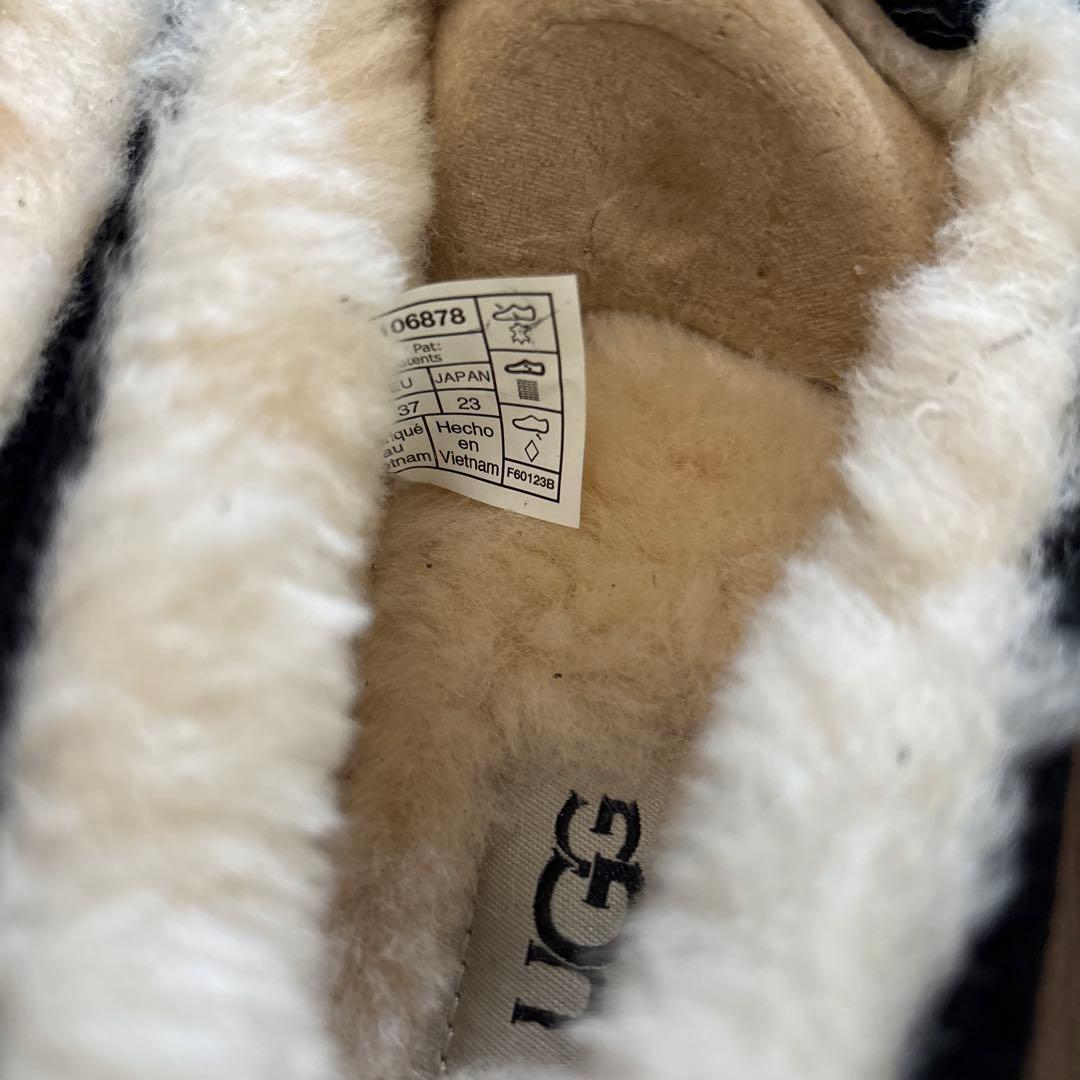 UGG ブラック モカシン シープスキン