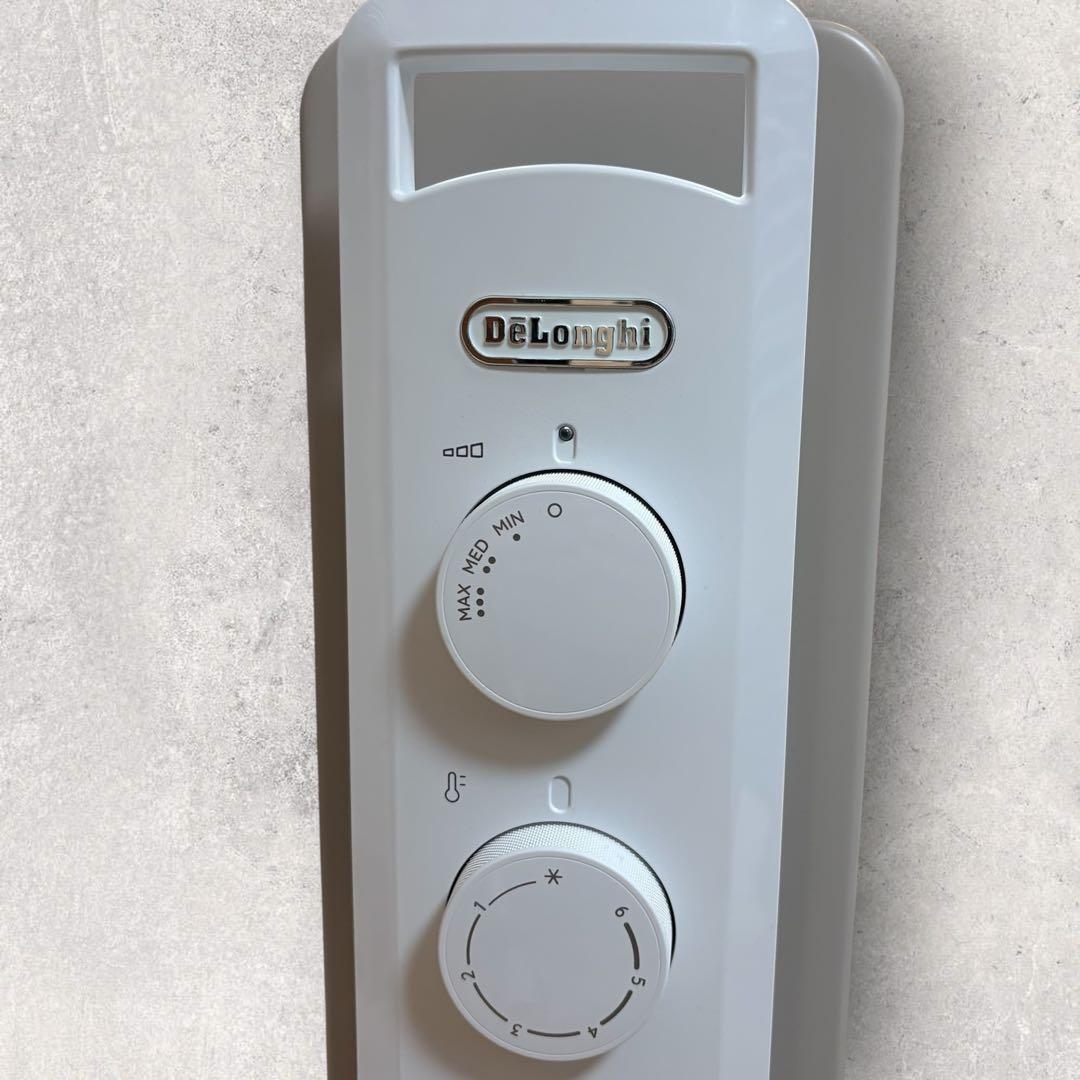 人気✨デロンギ オイルヒーター ヴェルティカルド RHJ21F0812