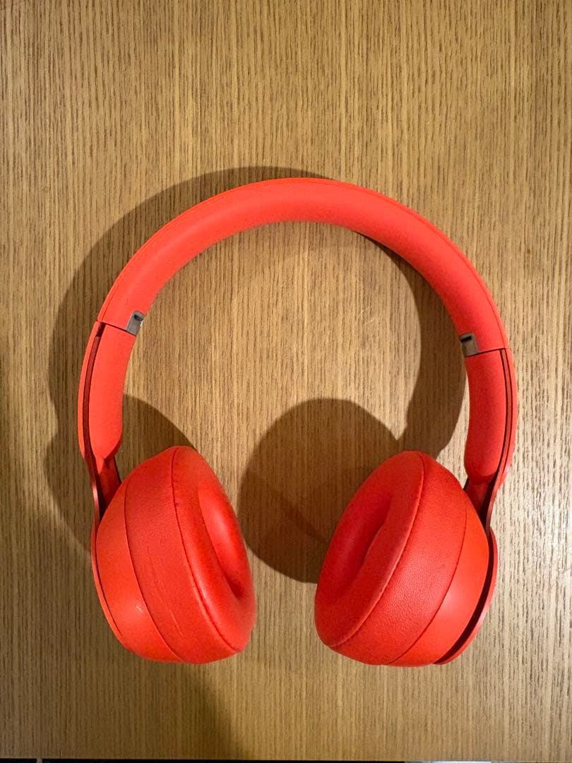 ヘッドホン beats Solo Pro