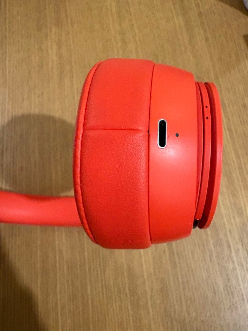 ヘッドホン beats Solo Pro