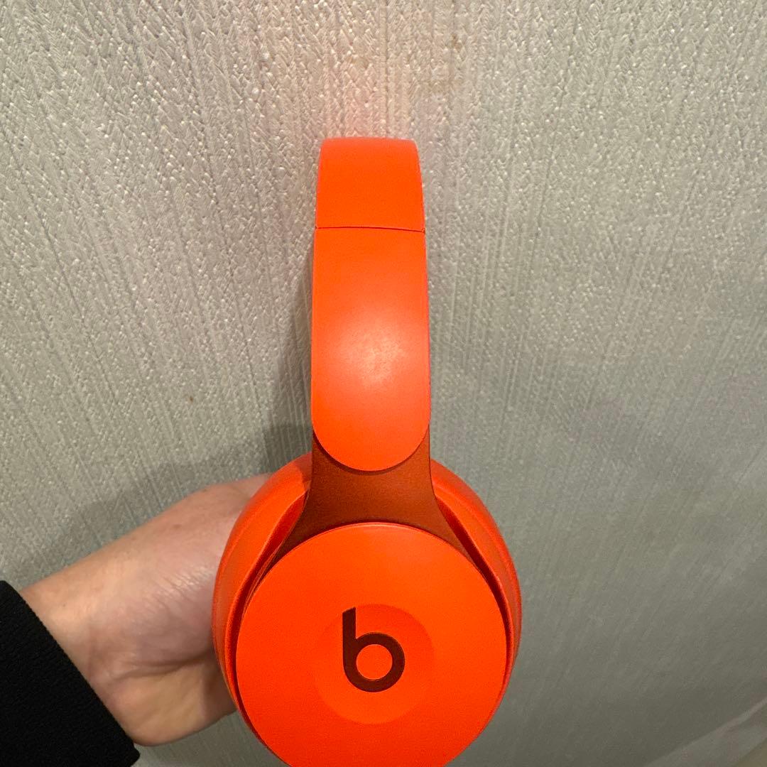 ヘッドホン beats Solo Pro