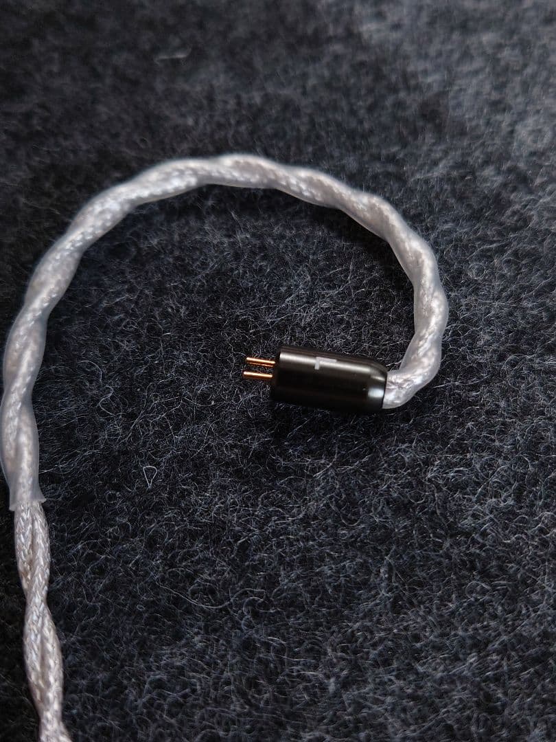 イヤホン 64AUDIO Shielded Silver-Core Cable 4.4