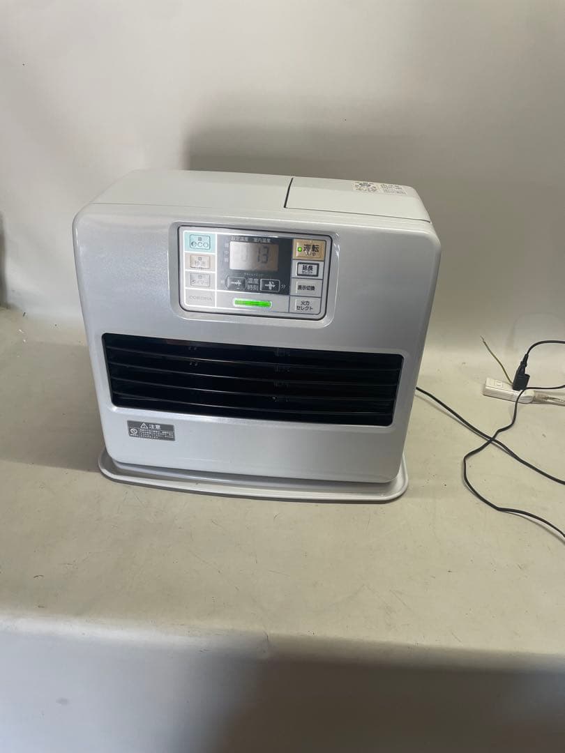 コロナの石油ファンヒーターFH-ST4617BY 強制通気形開放式石油ストーブ