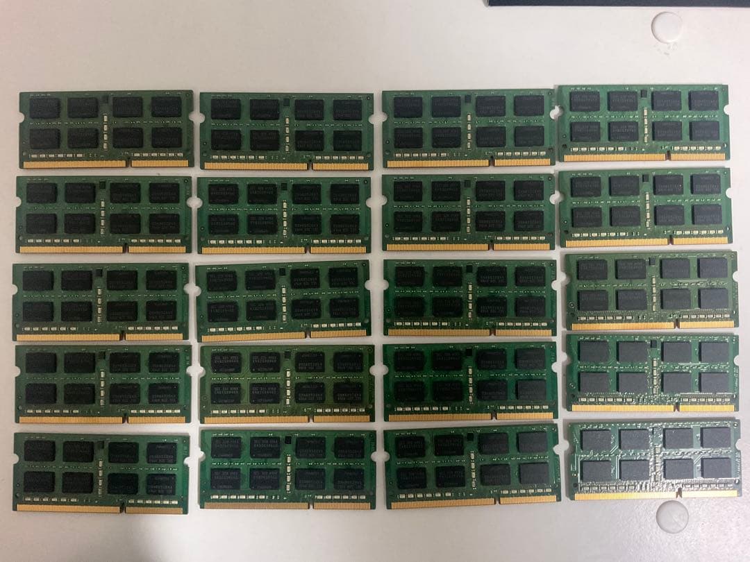 ノートパソコン用メモリ 4GB PC3L-12800S 20枚セット