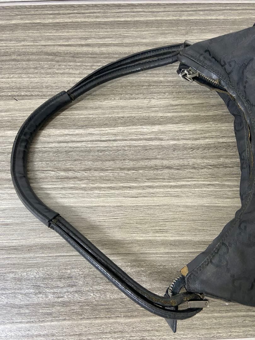 GUCCI トートバッグ GG柄　ナイロン　ブラック　手持ち　レザー