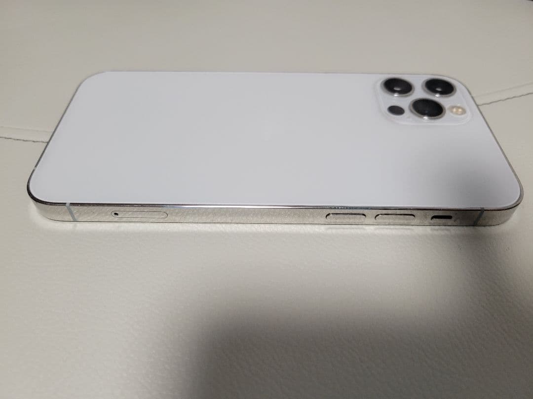 Apple iPhone 12 Pro シルバー 本体　256