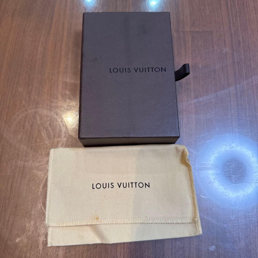 VUITTON 名刺入れ