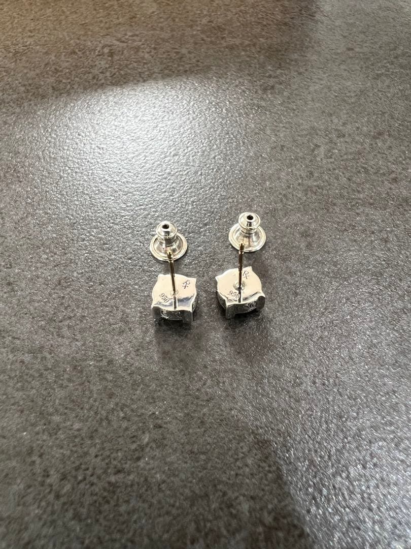 ANTIDOTE BUYERS CLUB ピアス　シルバー950 ジルコニア