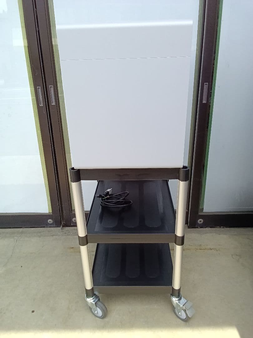 撮影ブース X-Rite PANTONE 3 Light Booth ②