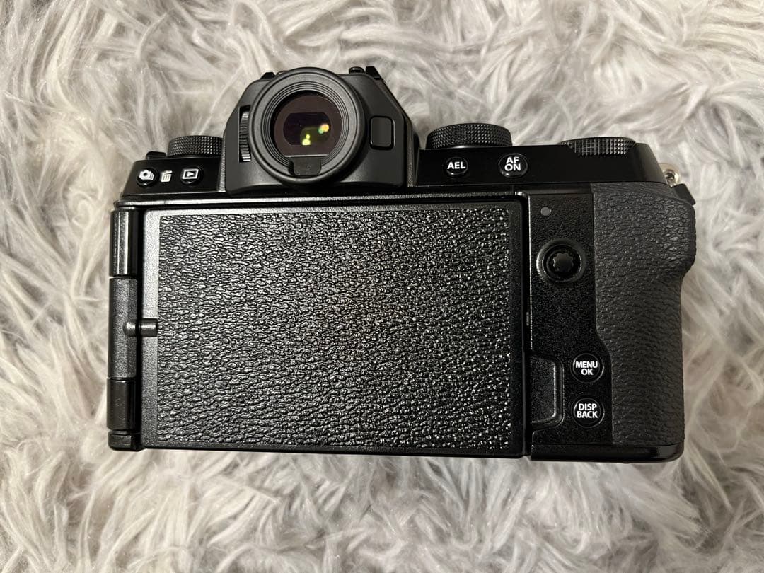 Fujifilm X-S10 ミラーレスカメラ ダブルレンズキット　一眼レフ