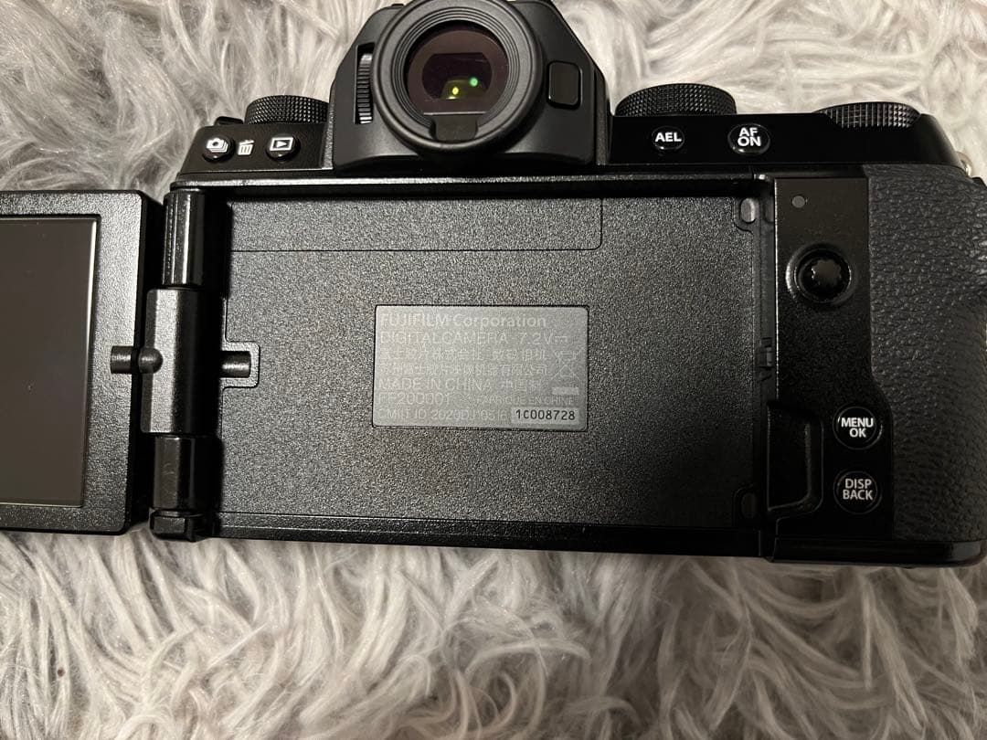 Fujifilm X-S10 ミラーレスカメラ ダブルレンズキット　一眼レフ