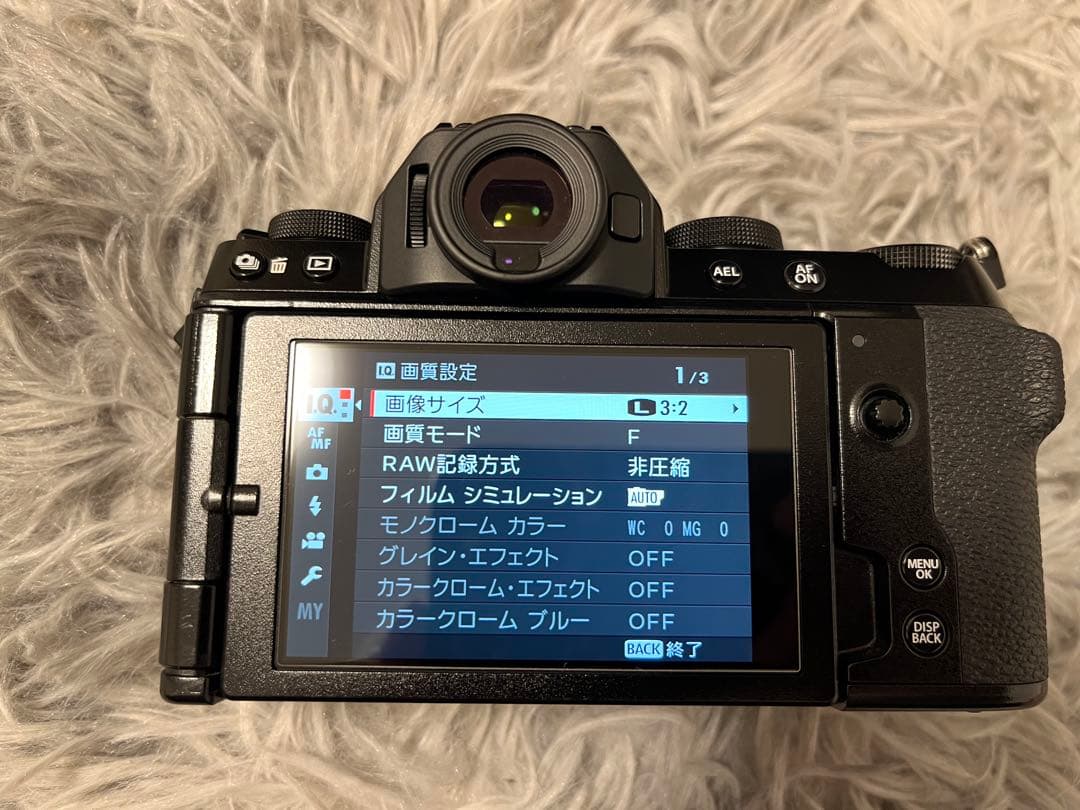Fujifilm X-S10 ミラーレスカメラ ダブルレンズキット　一眼レフ