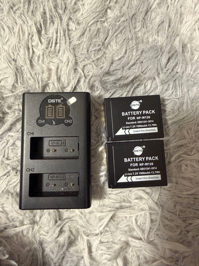 Fujifilm X-S10 ミラーレスカメラ ダブルレンズキット　一眼レフ