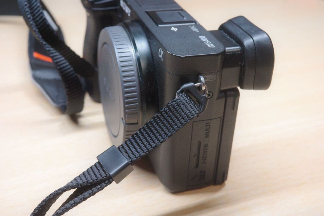 Sony α6400 ミラーレス一眼カメラ