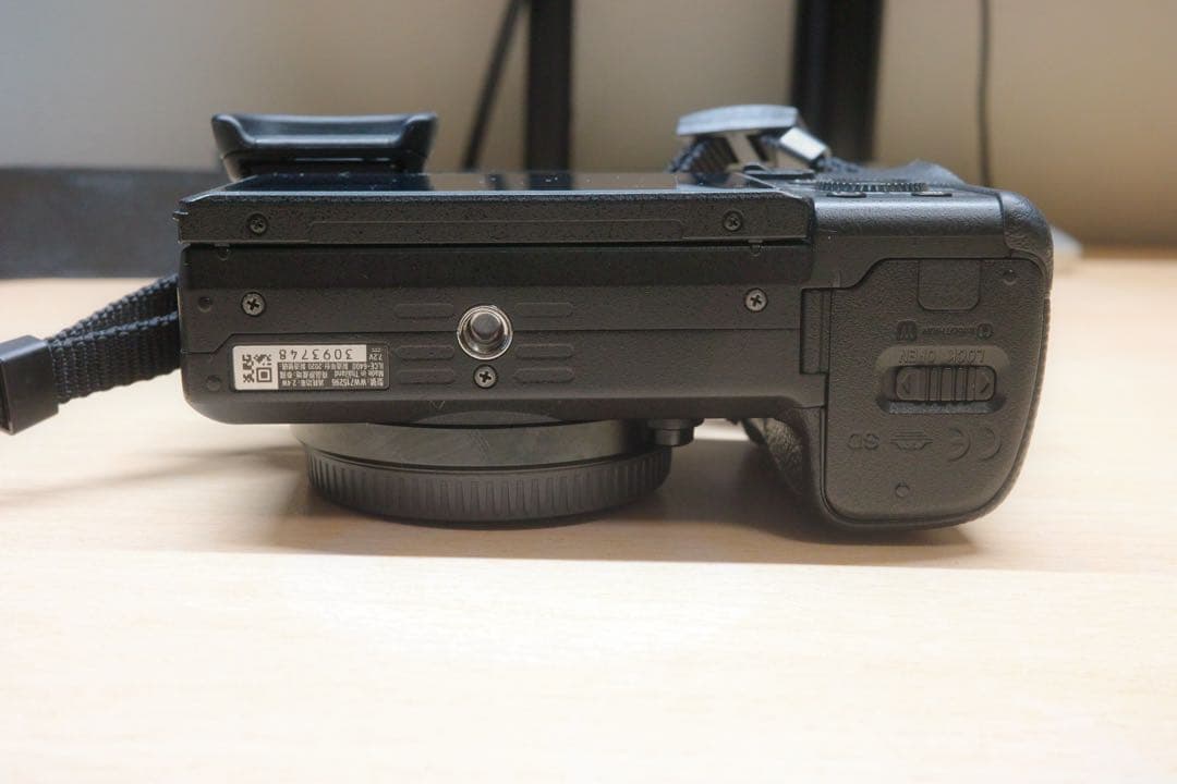 Sony α6400 ミラーレス一眼カメラ