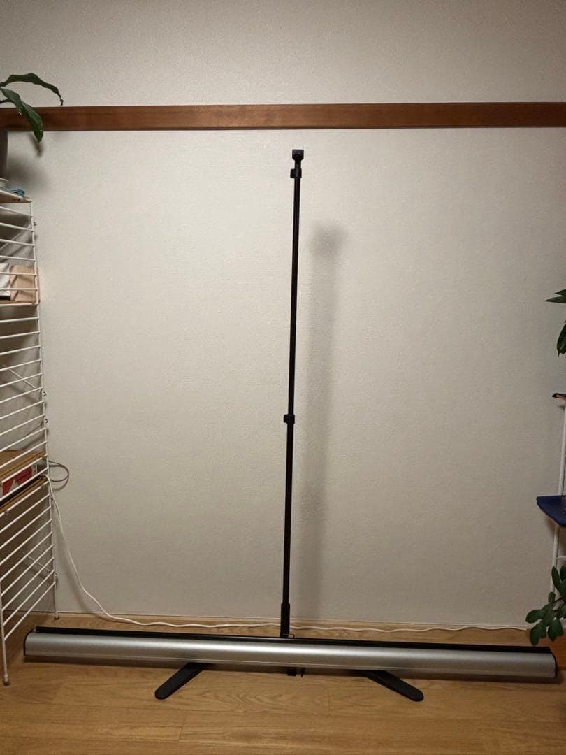 【値下げ】モバイル短焦点対応スクリーン　16:10 80インチ