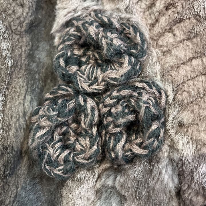 100%ラビットピンクの可愛い毛皮　美品