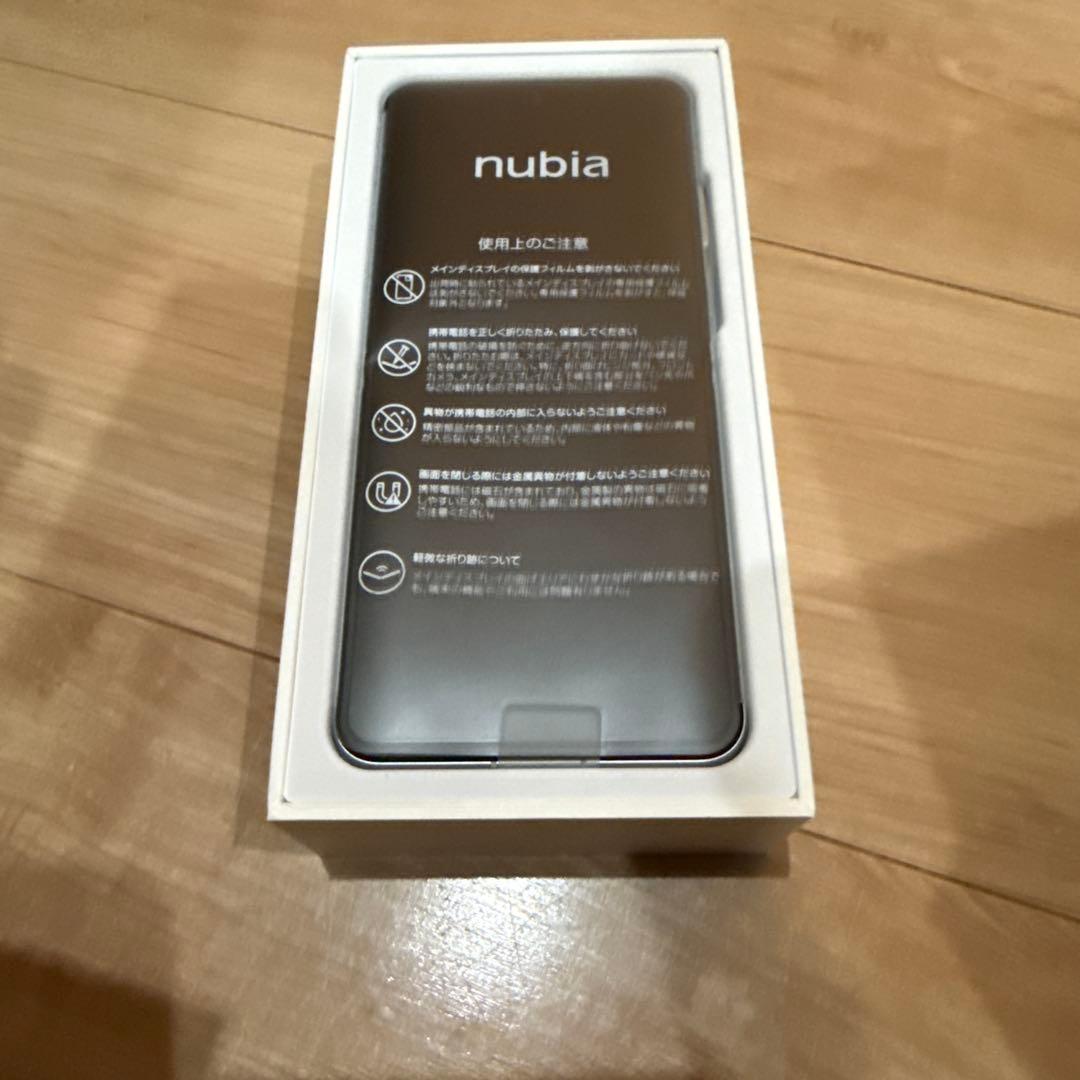 nubia Flip 2 Y!mobile 本体　ブルー