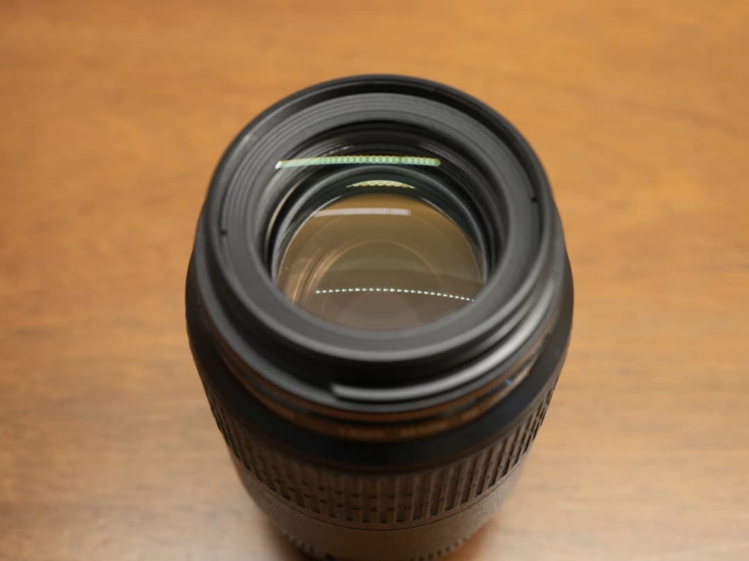 Canon EF 100mm f/2.8 macro USM (フィルター付き)