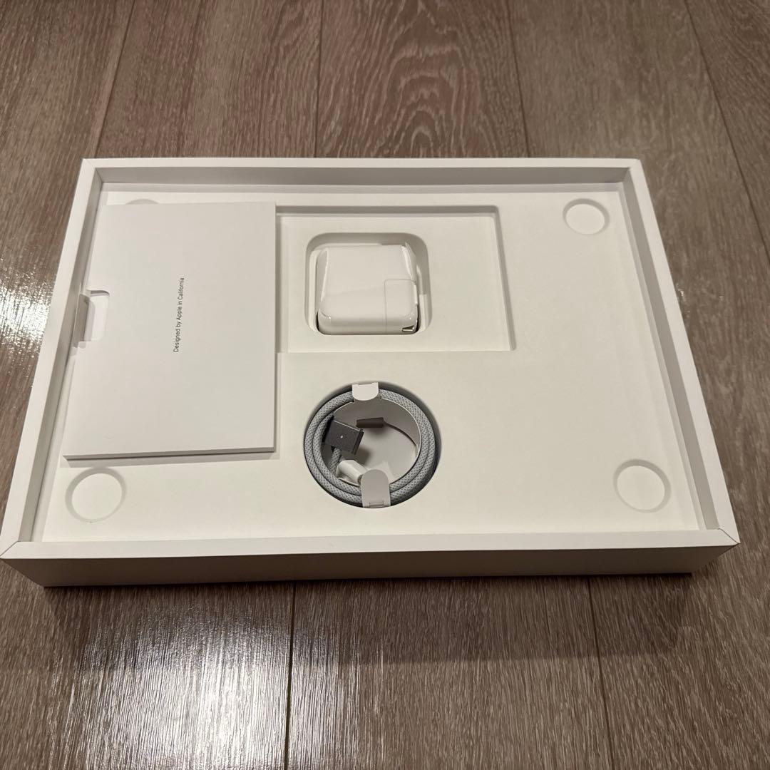 【美品】Apple MacBook Air M2 8GB 256GB 13インチ