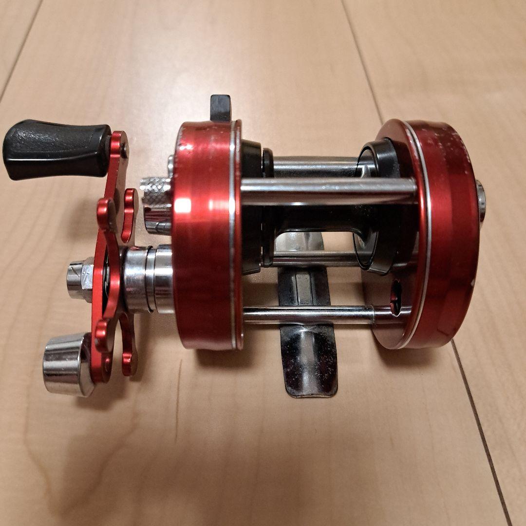 リール ABU Ambassadeur 2500C iar RED