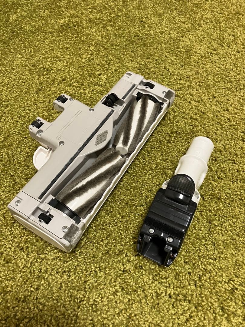 【2023年製】Panasonic紙パック式掃除機　MC-JP860K-W