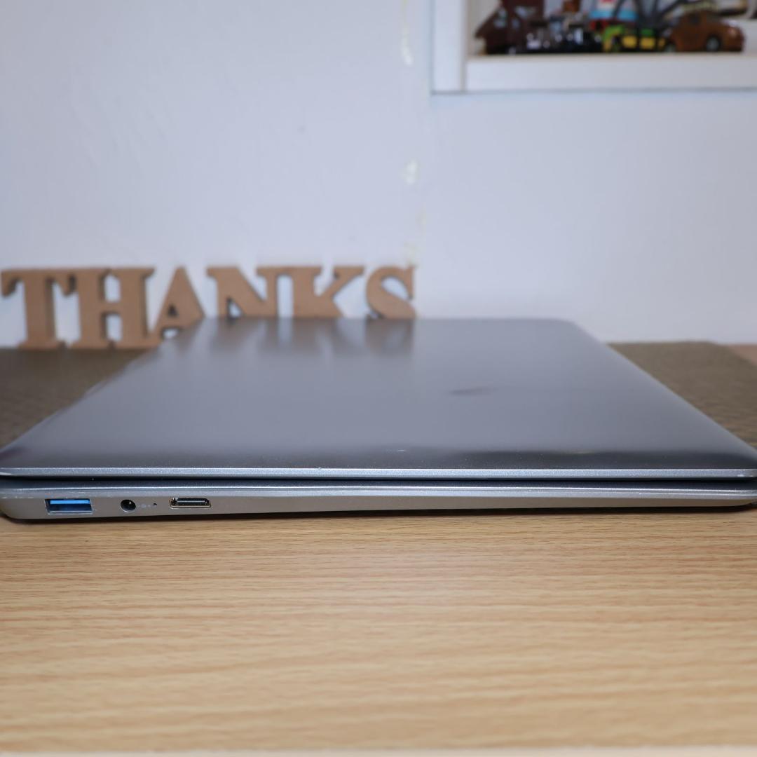 美品！Win11公式対応！高年式2022！メモリ8G/高速SSD/無線/カメラ