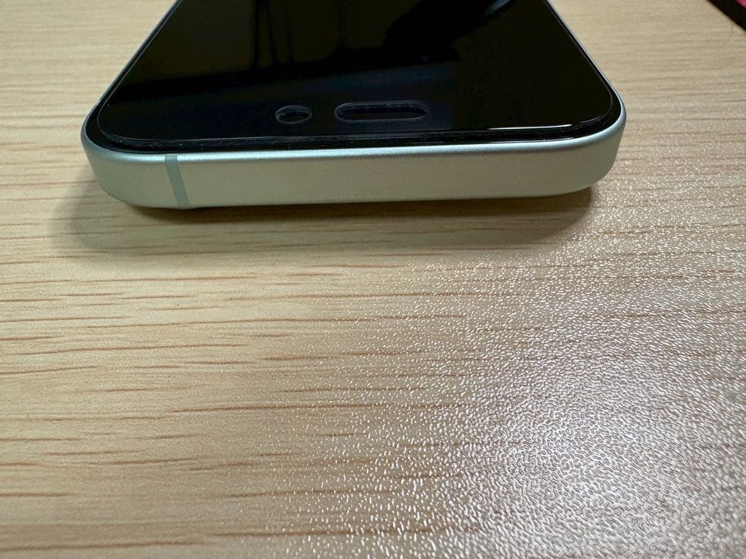 Apple iPhone 15 256GB グリーン SIMフリー