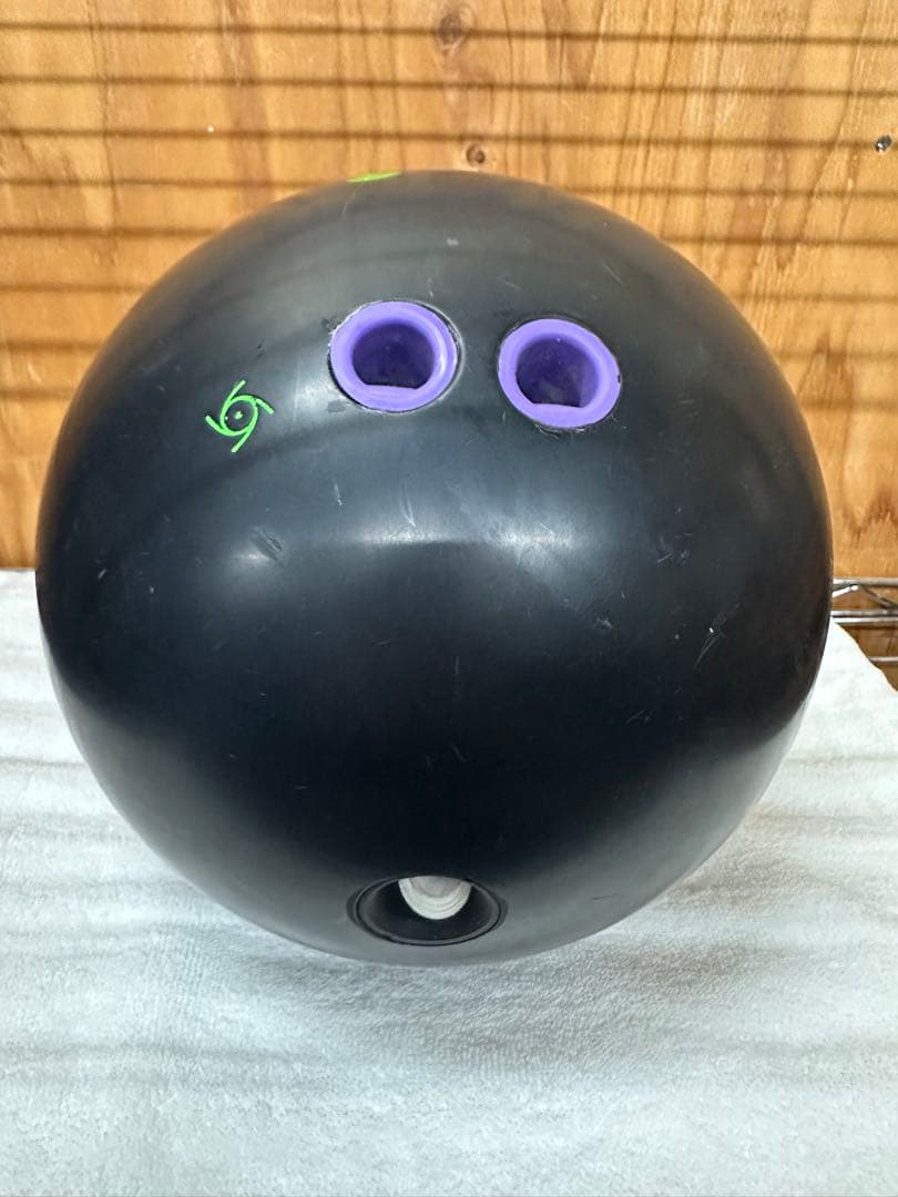 ⭐️美品⭐️ ピッチブラック　ボウリングボール　15ポンド