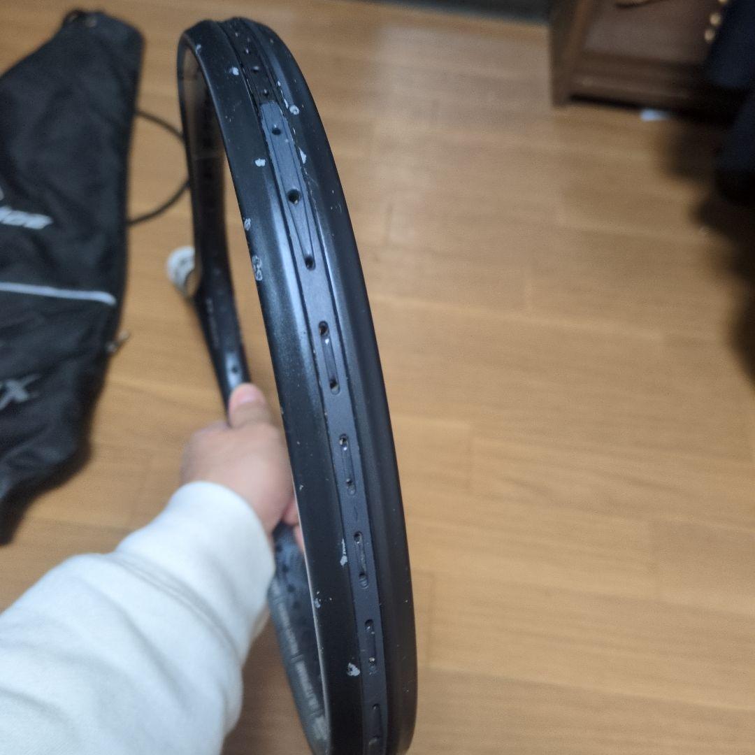 YONEXラケット VOLTRAGE 8S 収納袋 付き