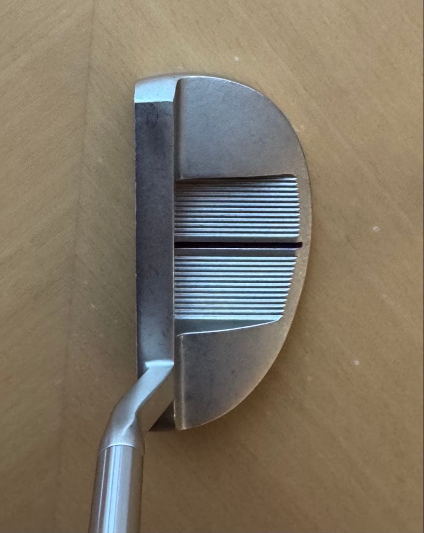 PING GLe2 SHEA レディース　ピンパター　（ヘッドカバー付き）