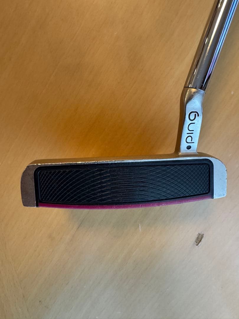 PING GLe2 SHEA レディース　ピンパター　（ヘッドカバー付き）