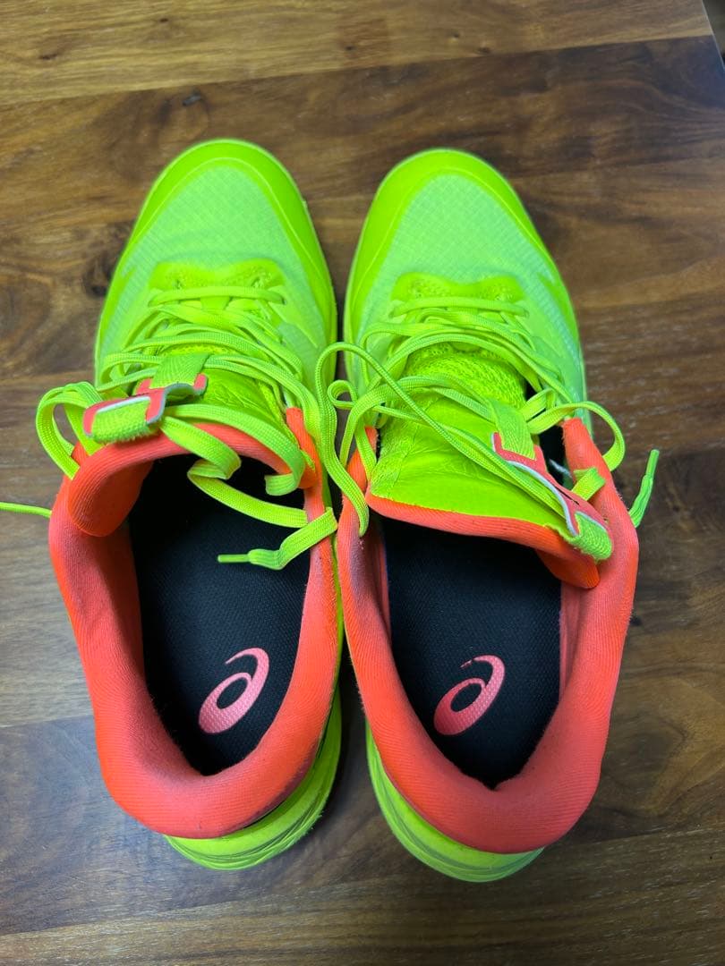 ASICS バスケットボールシューズ 蛍光イエロー/オレンジ