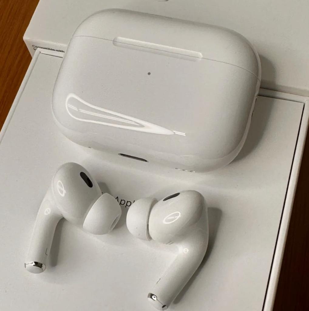 【極美品】AirPods Pro 第2世代 9QY1J MTJV3J/A