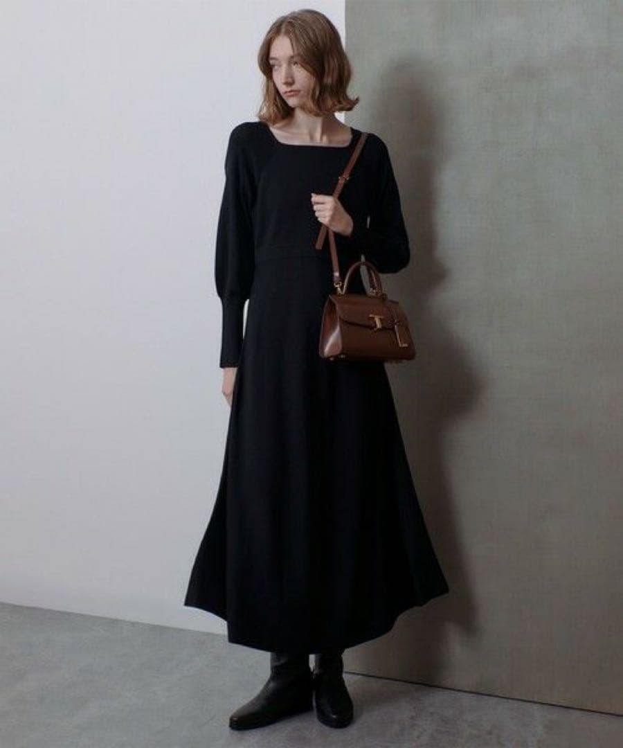 LOULOU WILLOUGHBY ルルウィルビー ニットワンピース 黒