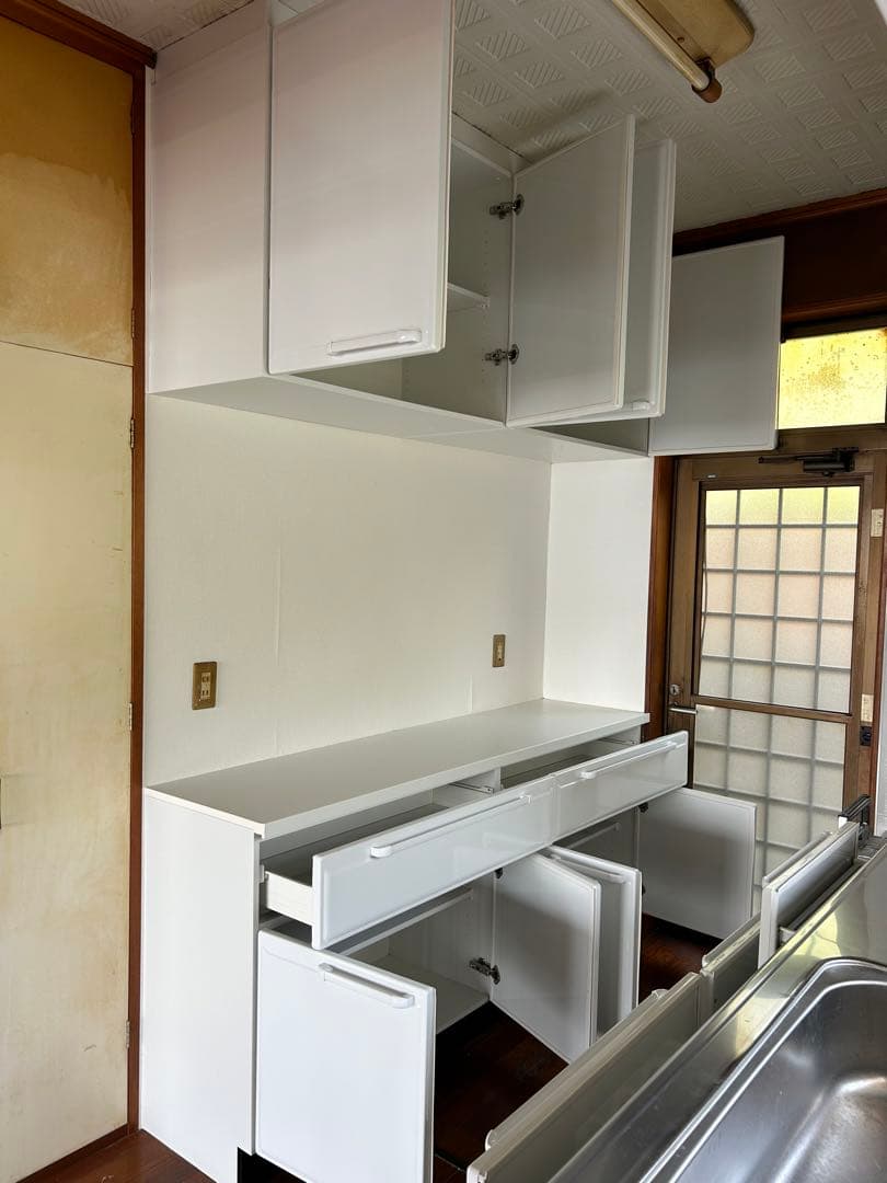 ホイ！新品未使用【タカラ】ホーローカップボード