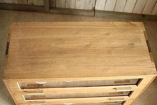 前面ガラスの引き出し3段　食器棚　シャツケース　タンス　チェスト　古家具