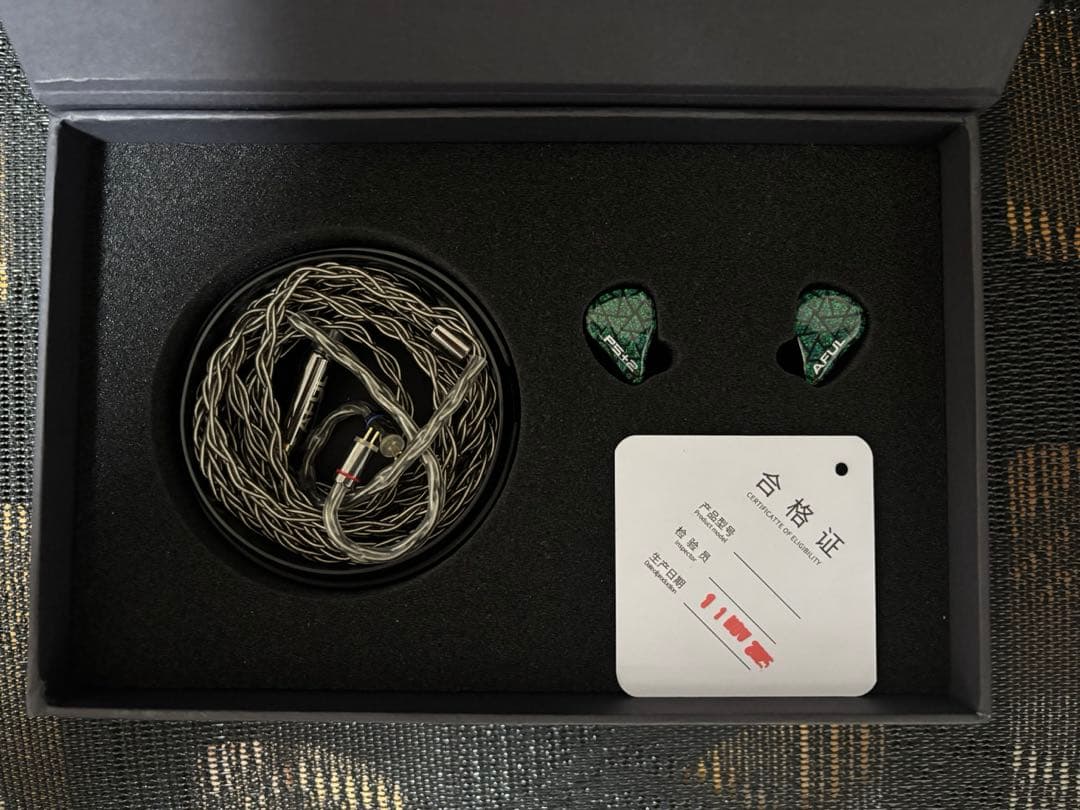 ほぼ新品　AFUL PERFORMER 5+2 イヤホン4.4mm