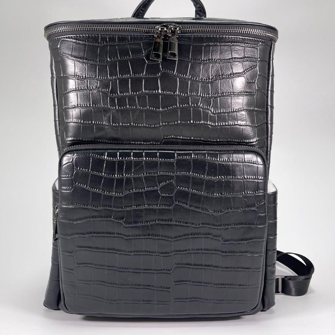 【新品✨】クロコダイル風メンズバックパックリュック大容量 本革型押し渋め黒