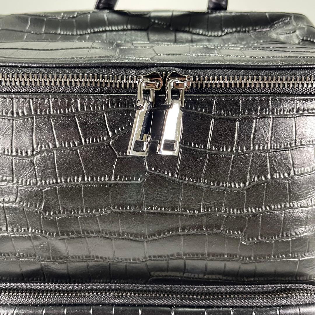 【新品✨】クロコダイル風メンズバックパックリュック大容量 本革型押し渋め黒