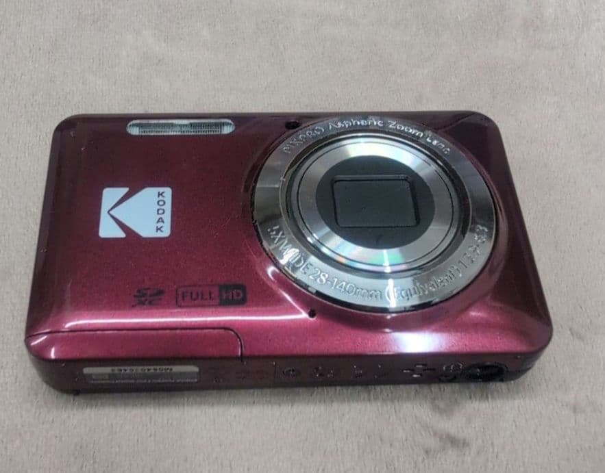 【値下げしました】KODAK PIXPRO FZ55 デジタルカメラ レッド